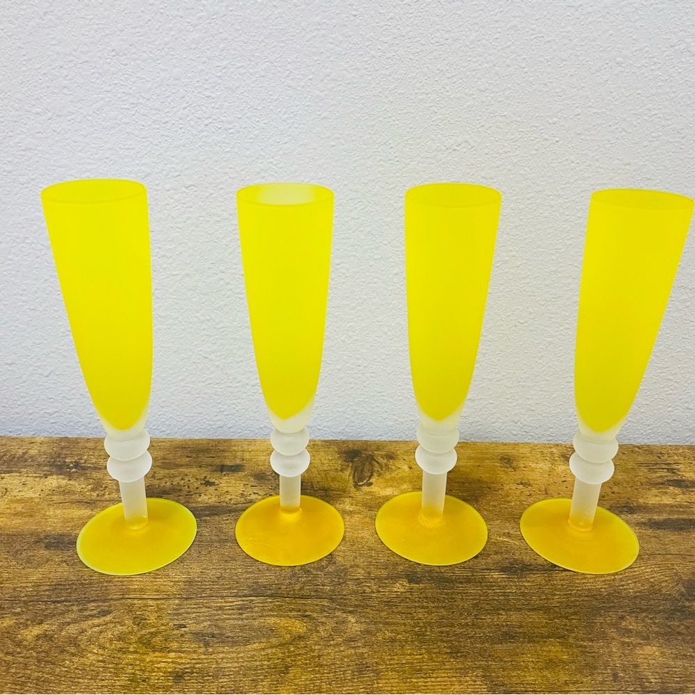 Vintage Set Of Four Canary Yellow Frosted Champagne Flutes 9 Inches Tall